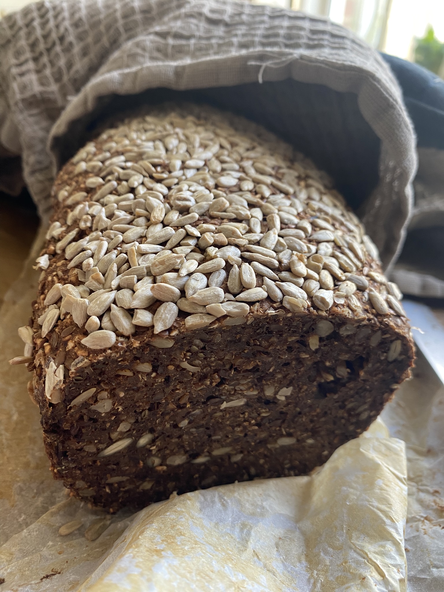 Glutenfrit rugbrød